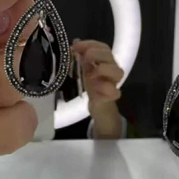 გიშრის საყურე