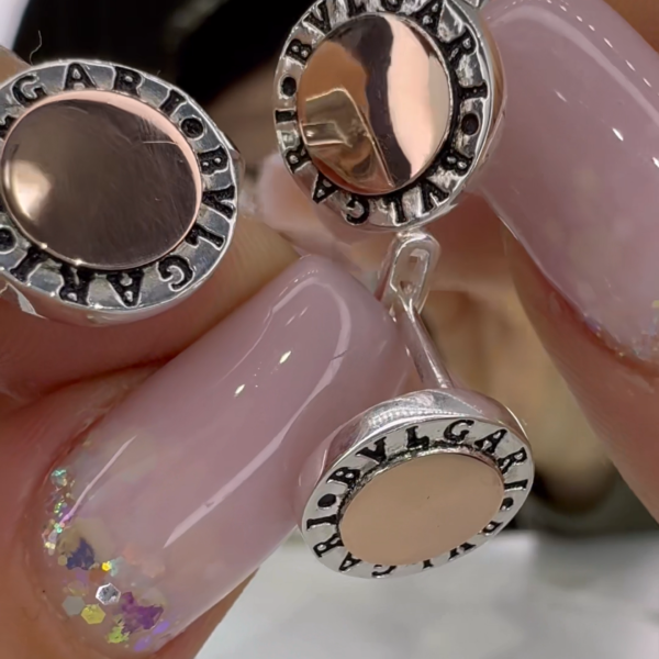 ვერცხლის სამკაული ოქროს დეტალებით